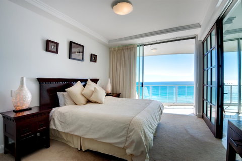 Reflection On The Sea - Hotel NSW 27