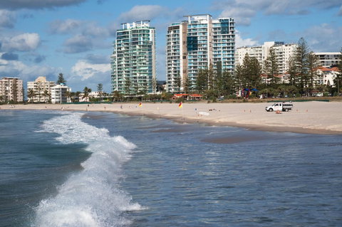 Reflection On The Sea - Hotel NSW 24