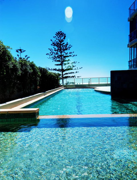 Reflection On The Sea - Hotel NSW 29