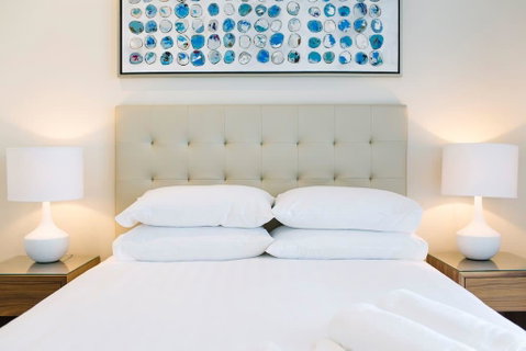 Pure Kirra - Hotel NSW 5