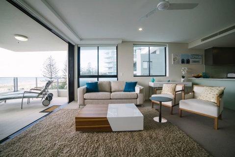 Pure Kirra - Hotel NSW 9