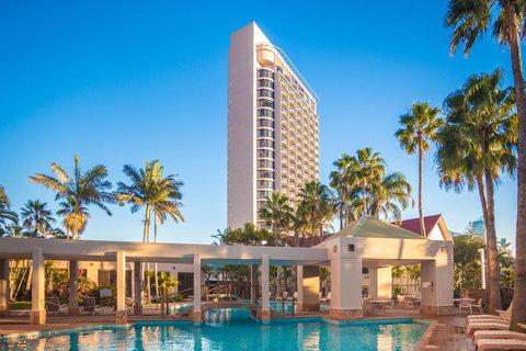Crowne Plaza Surfers Paradise, An IHG Hotel - Hotel NSW 0