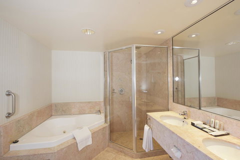 Crowne Plaza Surfers Paradise, An IHG Hotel - Hotel NSW 35