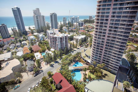 Crowne Plaza Surfers Paradise, An IHG Hotel - Hotel NSW 24