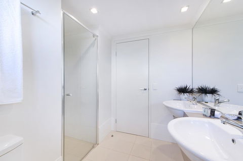 On The Bay Apartments - Hotel NSW 24