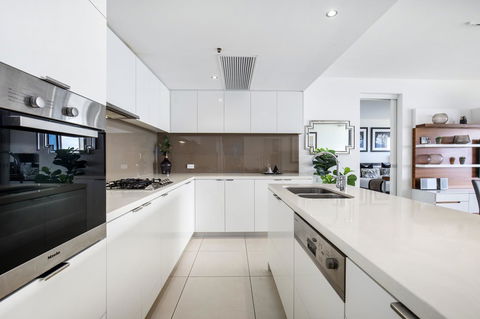 Ultra Broadbeach - Hotel NSW 19