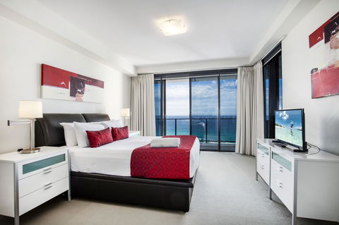 Ultra Broadbeach - Hotel NSW 13