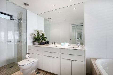 Ultra Broadbeach - Hotel NSW 14