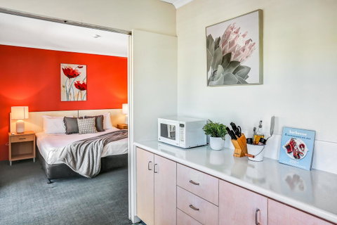 Coral Tree Inn - Hotel NSW 3