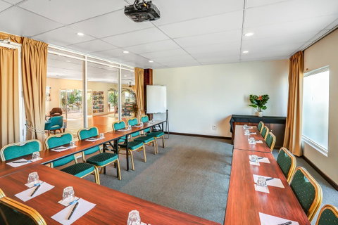Coral Tree Inn - Hotel NSW 9