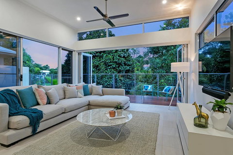 Oceans Edge Holiday Home - Hotel NSW 2