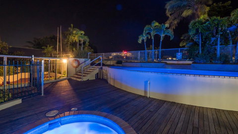 Sunshine Tower Hotel - Hotel NSW 12