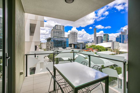 Vine Apartments South Brisbane - Hotel NSW 3