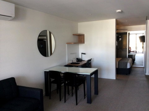 Morgan Suites - Hotel NSW 8