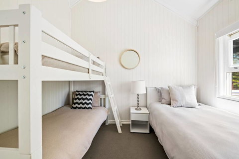 Hollow Tree Farm - Hotel NSW 5