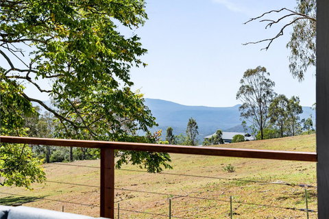 Hollow Tree Farm - Hotel NSW 1