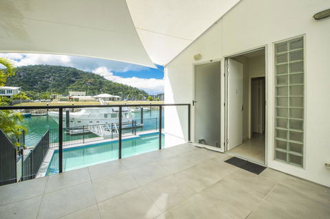 Waters Edge Townhouse 2 - Hotel NSW 3