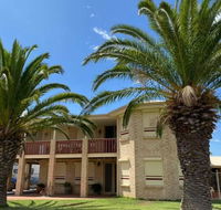 Whispering Palms - Hotel NSW