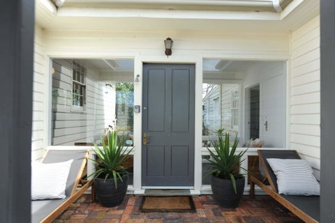White Shell Cottage - Hotel NSW 1