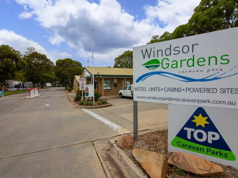 Windsor Gardens Caravan Park - Hotel NSW 1