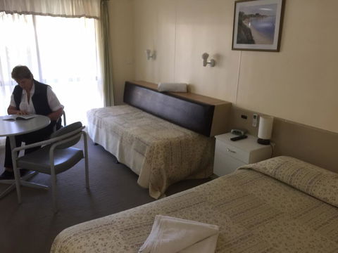Woodmans Hill Motel - Hotel NSW 1