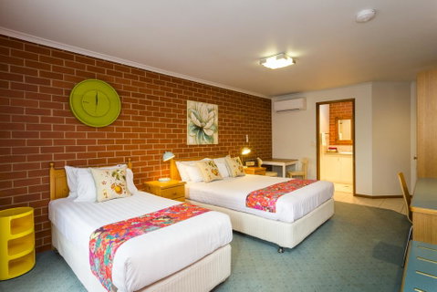 Yackandandah Motor Inn - Hotel NSW 3