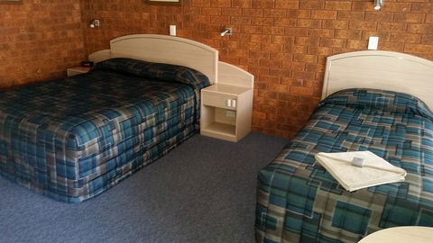 Yambil Inn - Hotel NSW 1