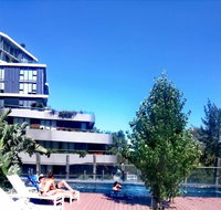 Yarra River Luxury 1BD Apartment - Hotel NSW