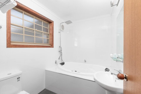 Yarra Valley Motel - Hotel NSW 3