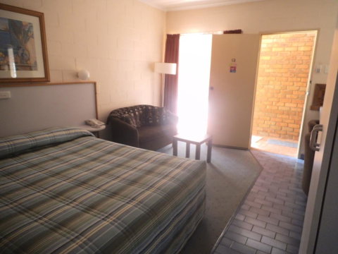 Yarragon Motel - Hotel NSW 2