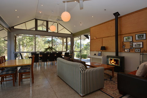 Elfin Hill Vineyard Accommodation - Hotel NSW 0