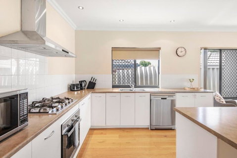 3b2b Bentley Home - Hotel NSW 2