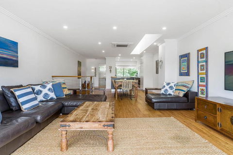 A Perfect Stay - 3 James Cook Apartments - Hotel NSW 4
