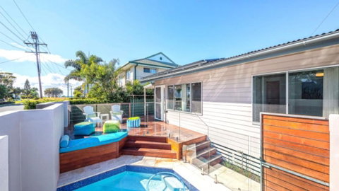A Beachside Beauty With Pool - Hotel NSW 1