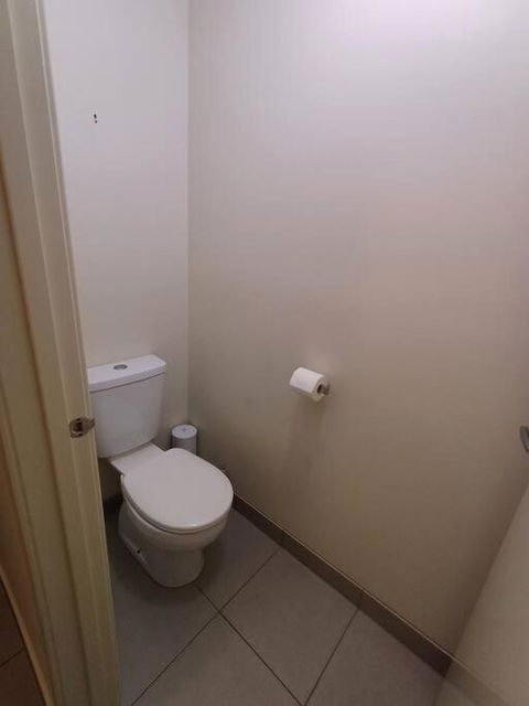 A Beautiful And Spacious Home. - Hotel NSW 4