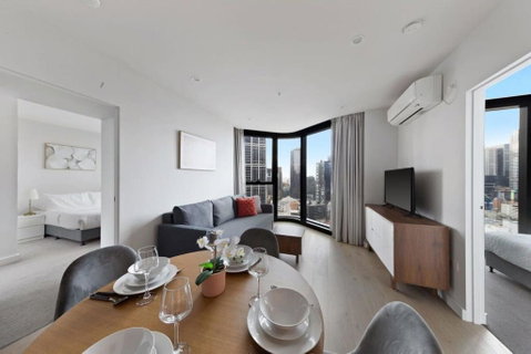 A Chic 2BR Apt Near Melbourne CBD W FREE Parking - Hotel NSW 4