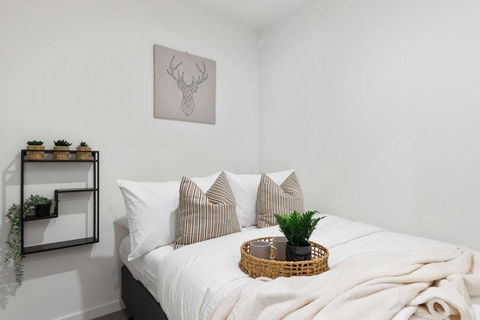A Chic 2BR Apt Right Next To Melbourne Central - Hotel NSW 4