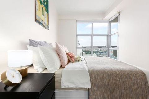 A Comfy & Spacious 2BR Apt Harbour View - Hotel NSW 4