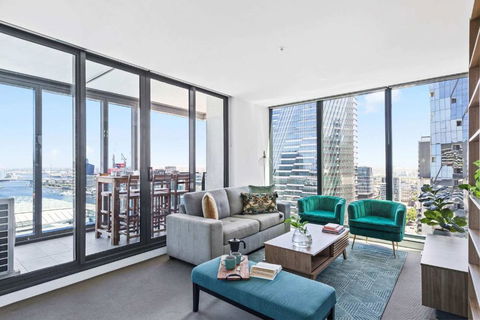 A Cozy 2BR Apt With Harbour Views And FREE Parking - Hotel NSW 1