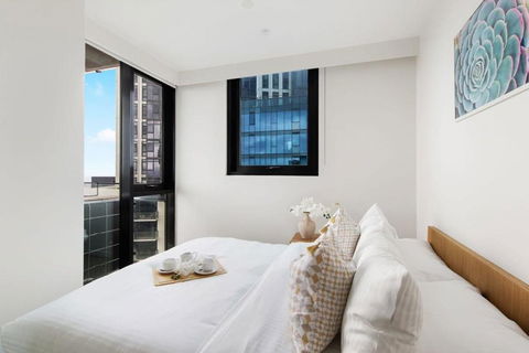 A Cozy 2BR Apt With Panoramic Views FREE Parking - Hotel NSW 4