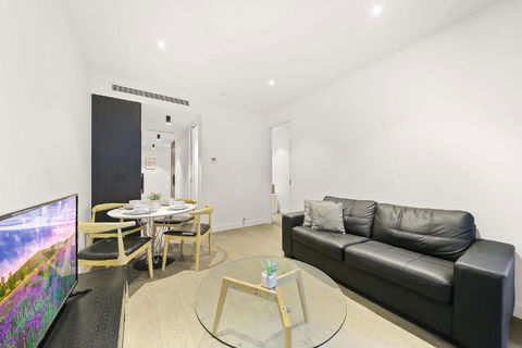 A Cozy & Lovely 2BR Apt Near Melbourne Central - Hotel NSW 1