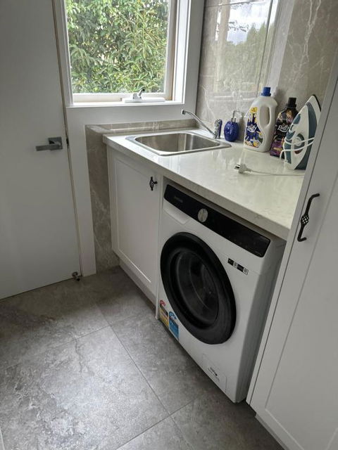 A Gem Hidden In Camberwell - Hotel NSW 3