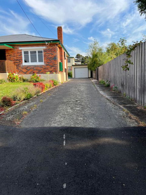 A Lovely Studio In Kings Meadows - Hotel NSW 1