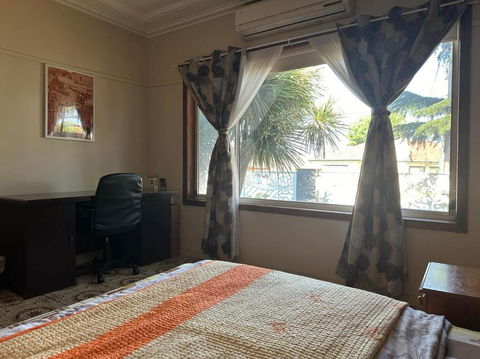 A Nice And Spacious Room In Sunshine - Hotel NSW 1