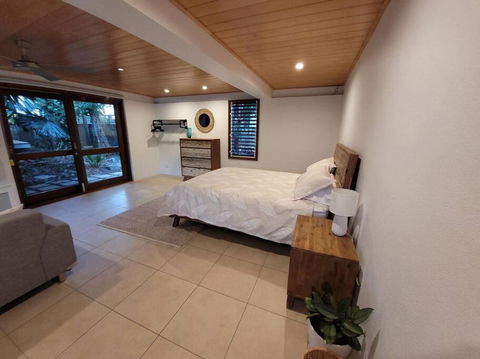 A Place To Relax - Hotel NSW 4
