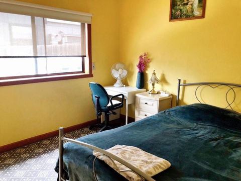 A Single Room Near The Railway Station - Hotel NSW 4