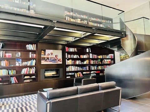 Abbotsford Apartment: Yarra River & CBD Nearby - Hotel NSW 2