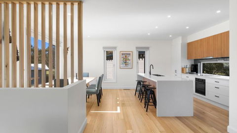 About Time - Hotel NSW 4