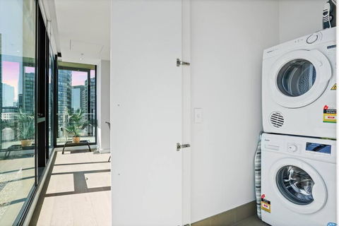 Absolute Bay View Waterfront Getaway Apt 2B2B1C - Hotel NSW 1