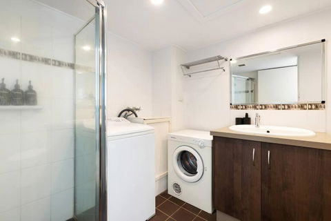 Absolute Beachfront Apartment 11B - Hotel NSW 4